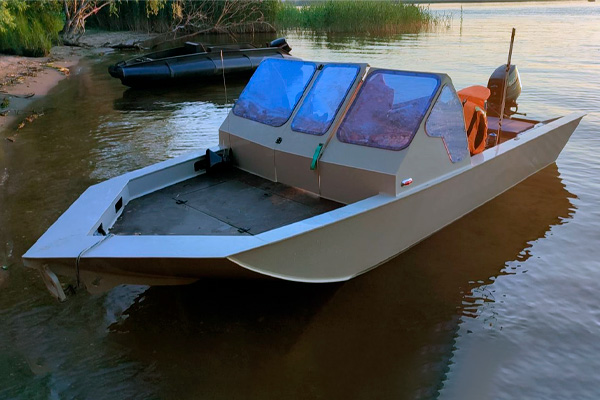 Lodka viper430 konsol